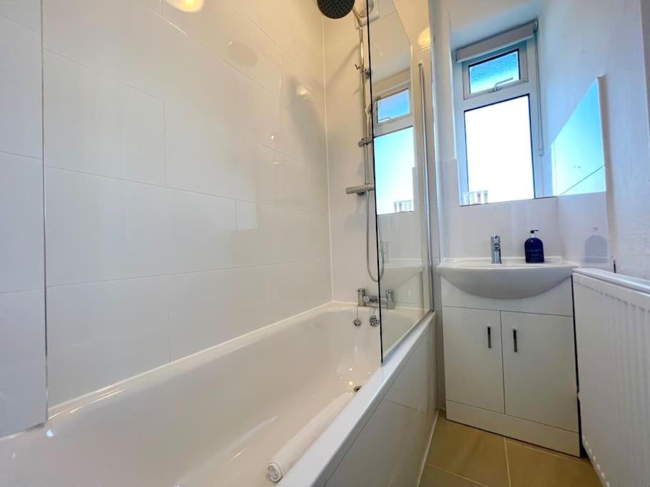 דירות לונדון 2 Bed Flat- Belsize Park מראה חיצוני תמונה